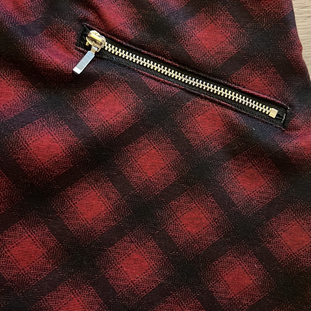 Skirt - Picture 2 of 5